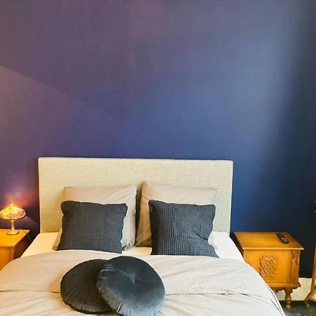 Living History - Suikernest Aparthotel Antwerpen Bagian luar foto