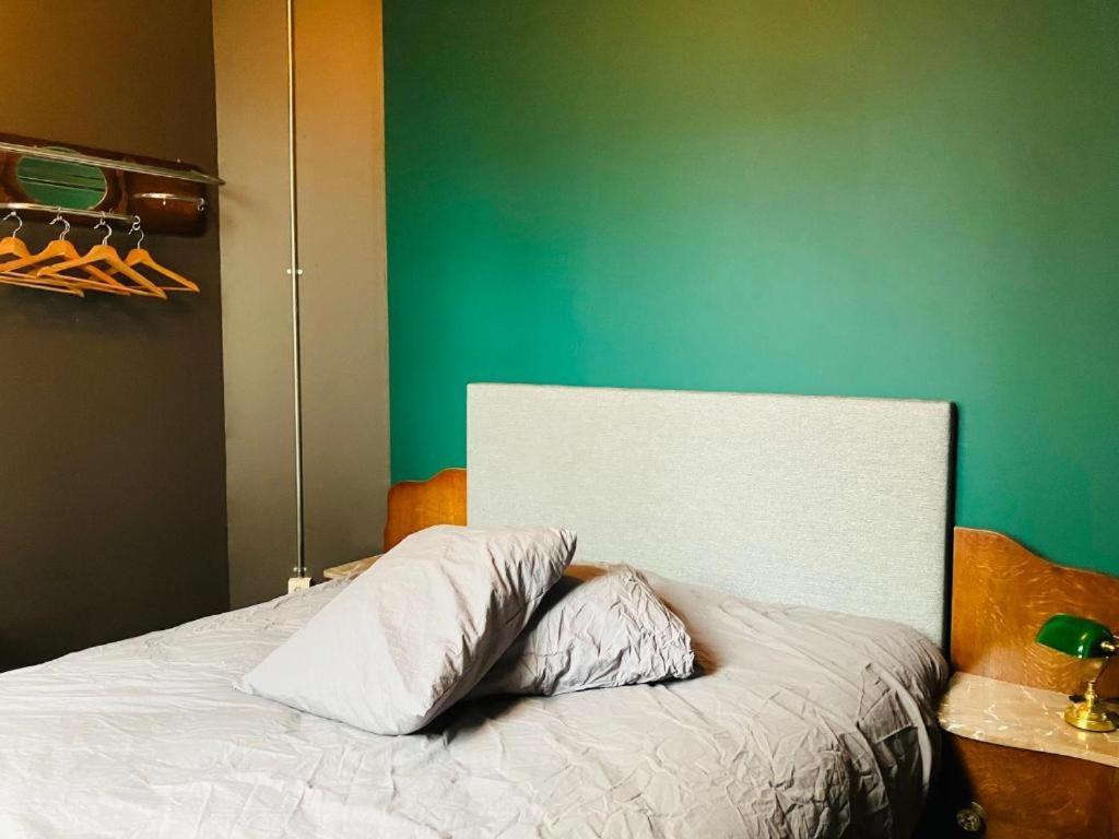 Living History - Suikernest Aparthotel Antwerpen Bagian luar foto