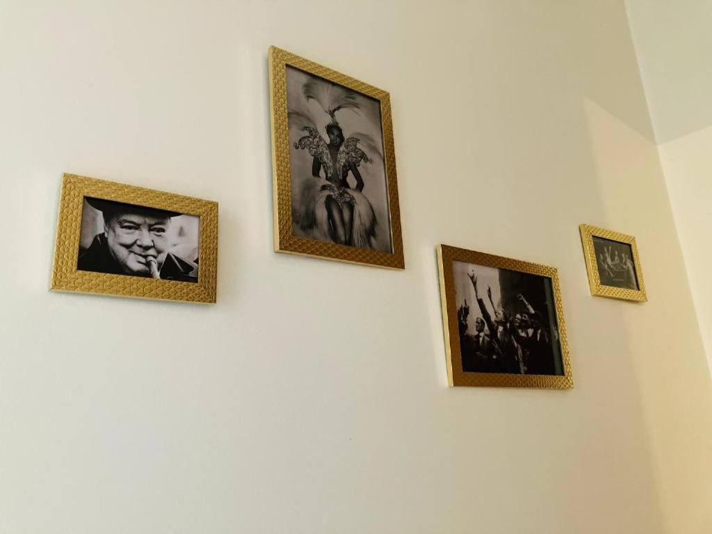 Living History - Suikernest Aparthotel Antwerpen Bagian luar foto